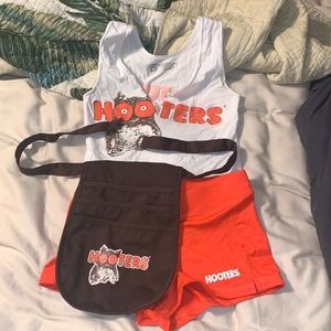 Hooters uniform